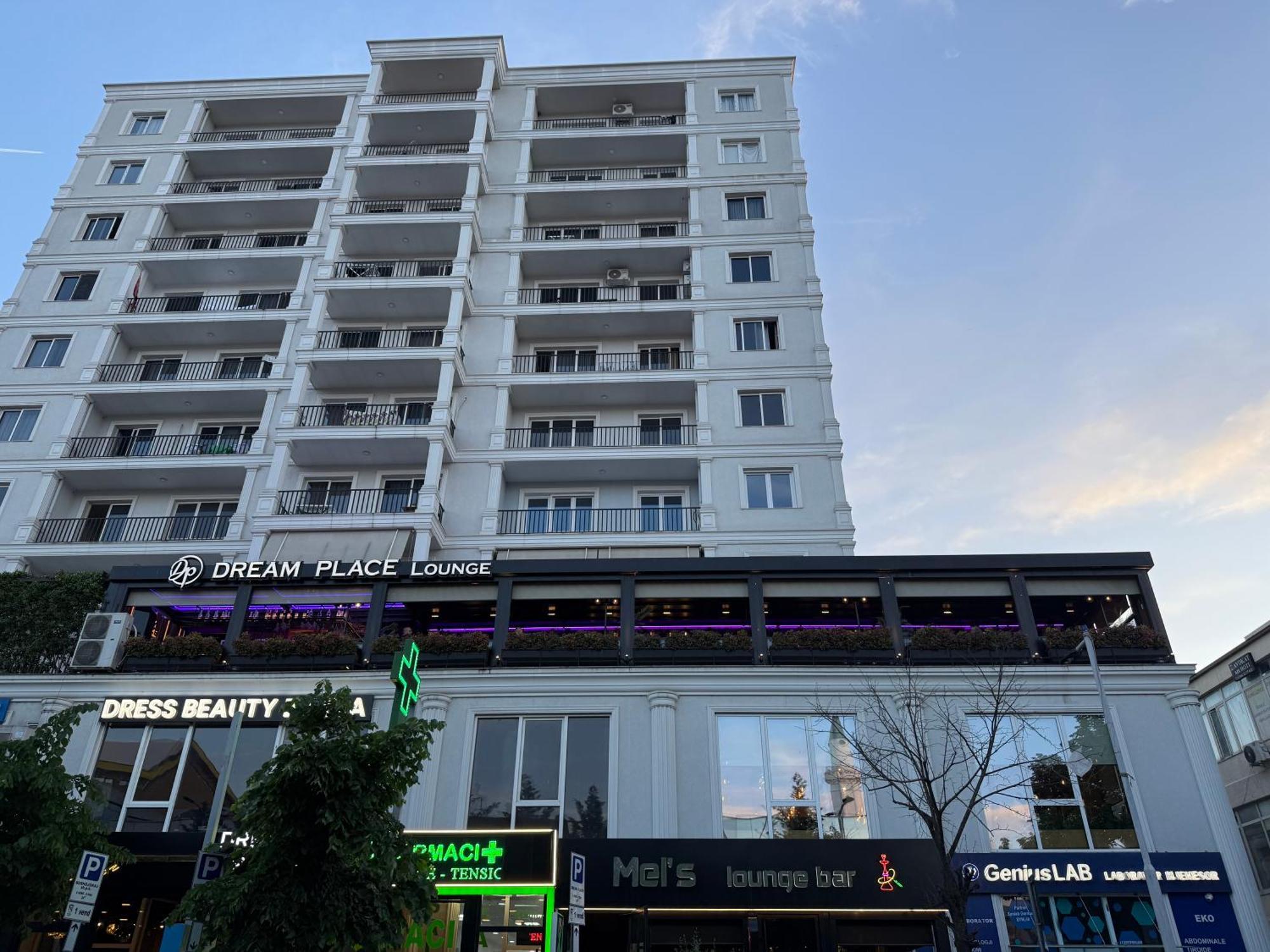 Dream Place Hotel Kamez Екстер'єр фото